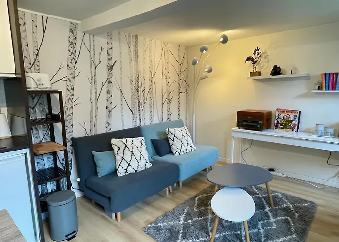 Maisonnette Dans Jardin Partage