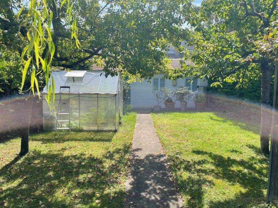 Maisonnette Dans Jardin Partage Apartment *